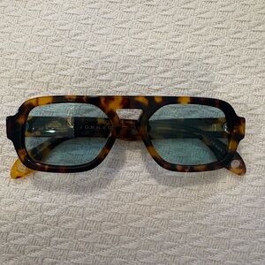 Elisa Johnson Jane *Mini* Sunglasses- Brown Tortoise